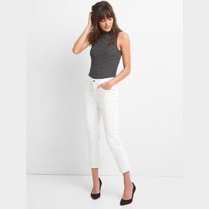 GAP White Best Girlfriend Jeans size 32 / 14 Petite